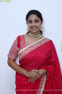 Mounika Ghanta in Red Saree, HD Photo Gallery