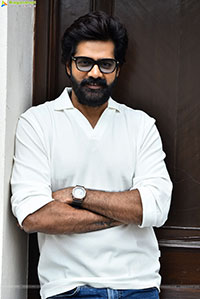 Naveen Chandra at Showtime Interview, HD Gallery