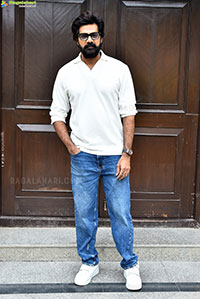 Naveen Chandra at Showtime Interview, HD Gallery