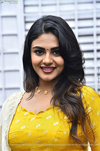 Nayan Sarika at Pink Elephant Pictures Production No2 Launch
