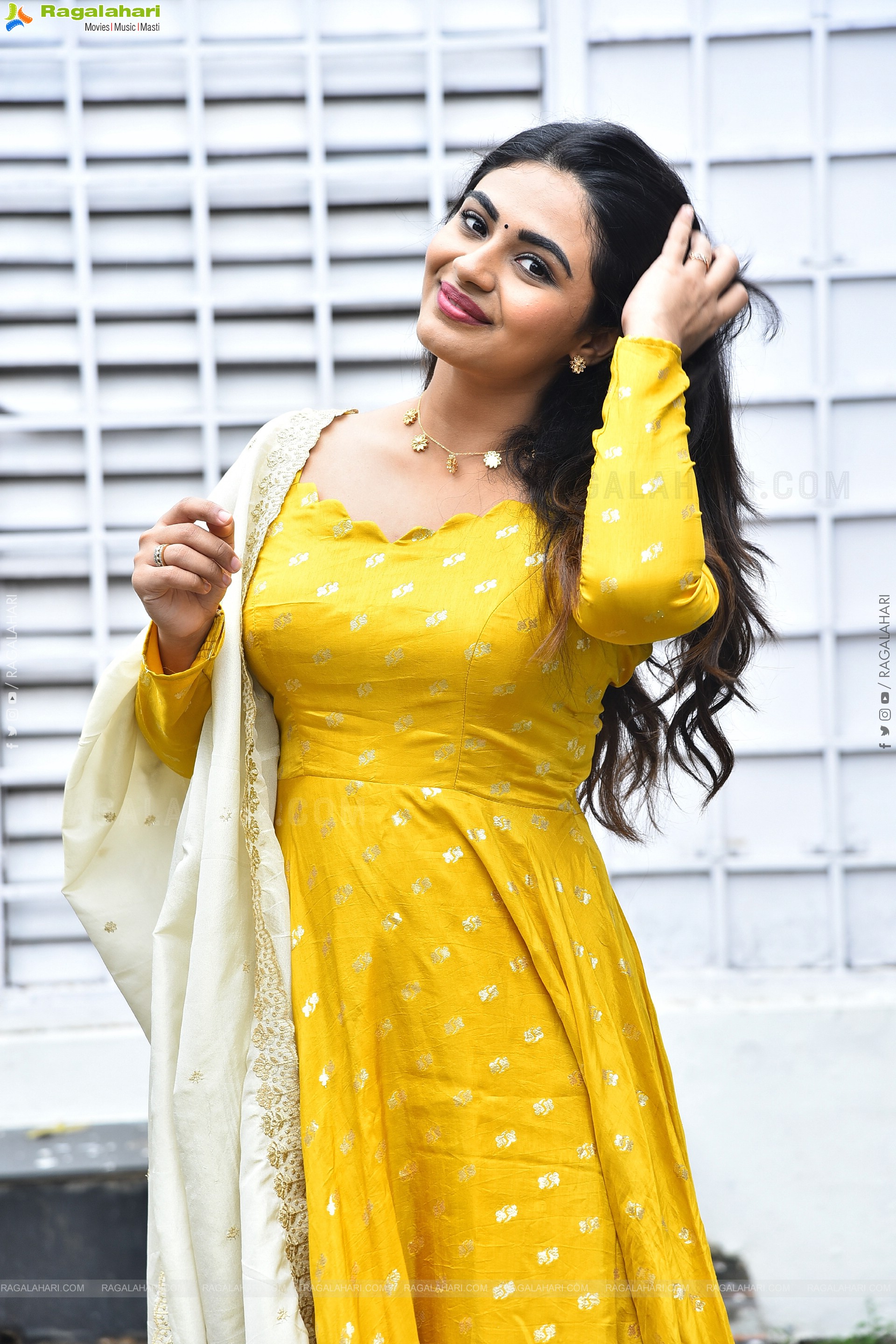 Nayan Sarika at Pink Elephant Pictures Production No 2 Launch, HD Gallery
