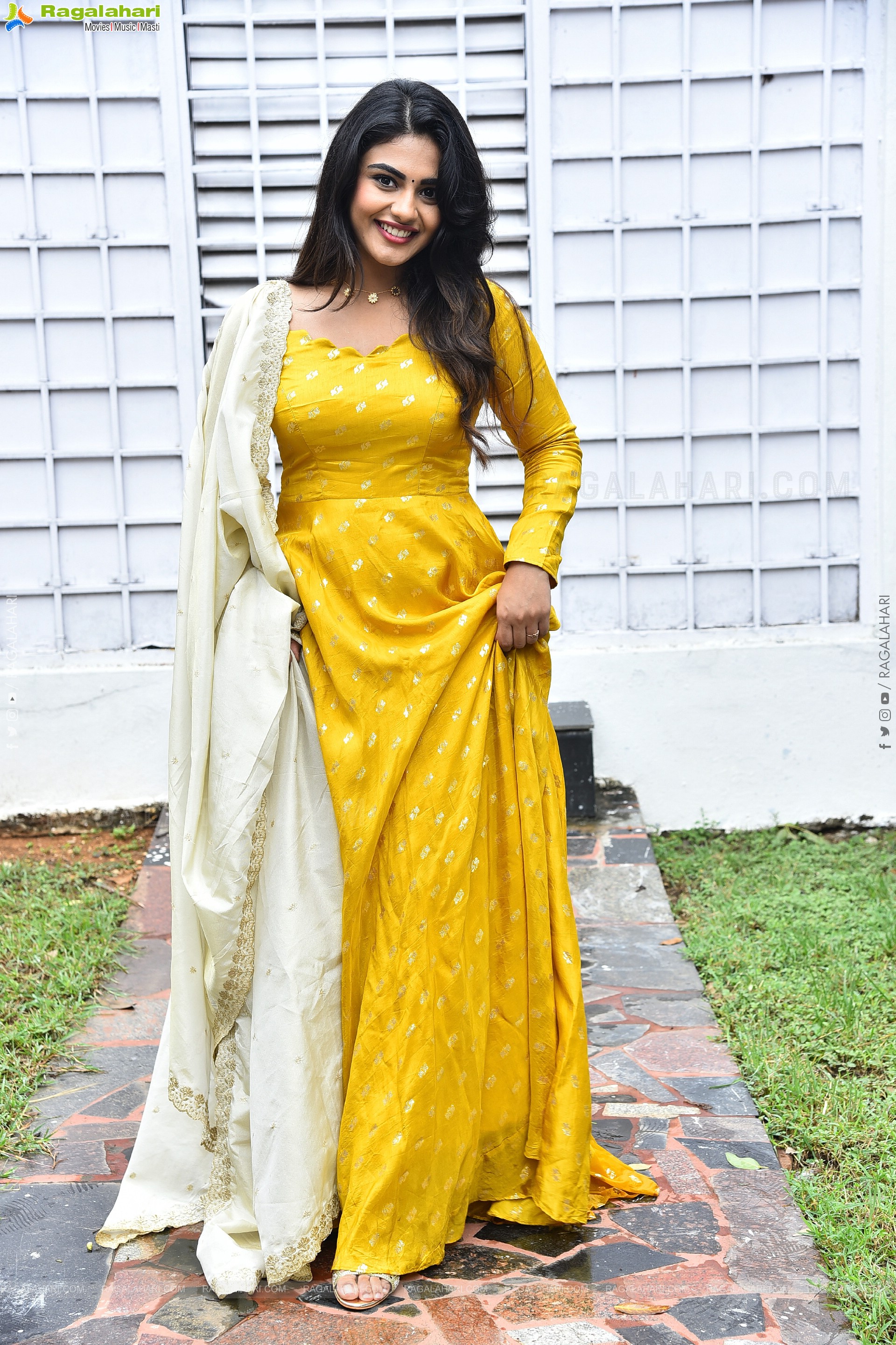 Nayan Sarika at Pink Elephant Pictures Production No 2 Launch, HD Gallery