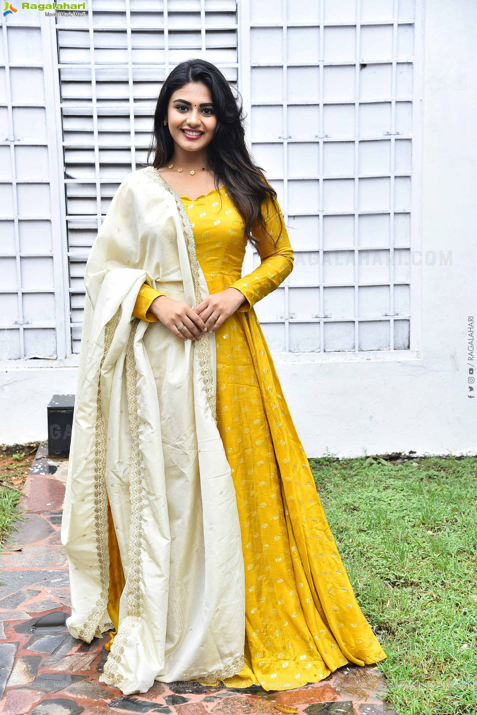 Nayan Sarika at Pink Elephant Pictures Production No 2 Launch, HD Gallery