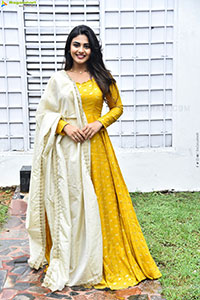 Nayan Sarika at Pink Elephant Pictures Production No2 Launch