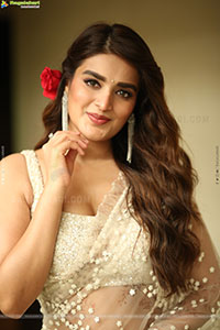 Nidhhi Agerwal at Hari Hara Veera Mallu Press Meet