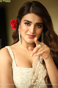 Nidhhi Agerwal at Hari Hara Veera Mallu Press Meet