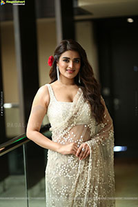 Nidhhi Agerwal at Hari Hara Veera Mallu Press Meet