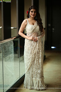 Nidhhi Agerwal at Hari Hara Veera Mallu Press Meet