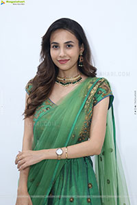 Nishat Shaik at Hi-life Brides Grand Date Announcement Event