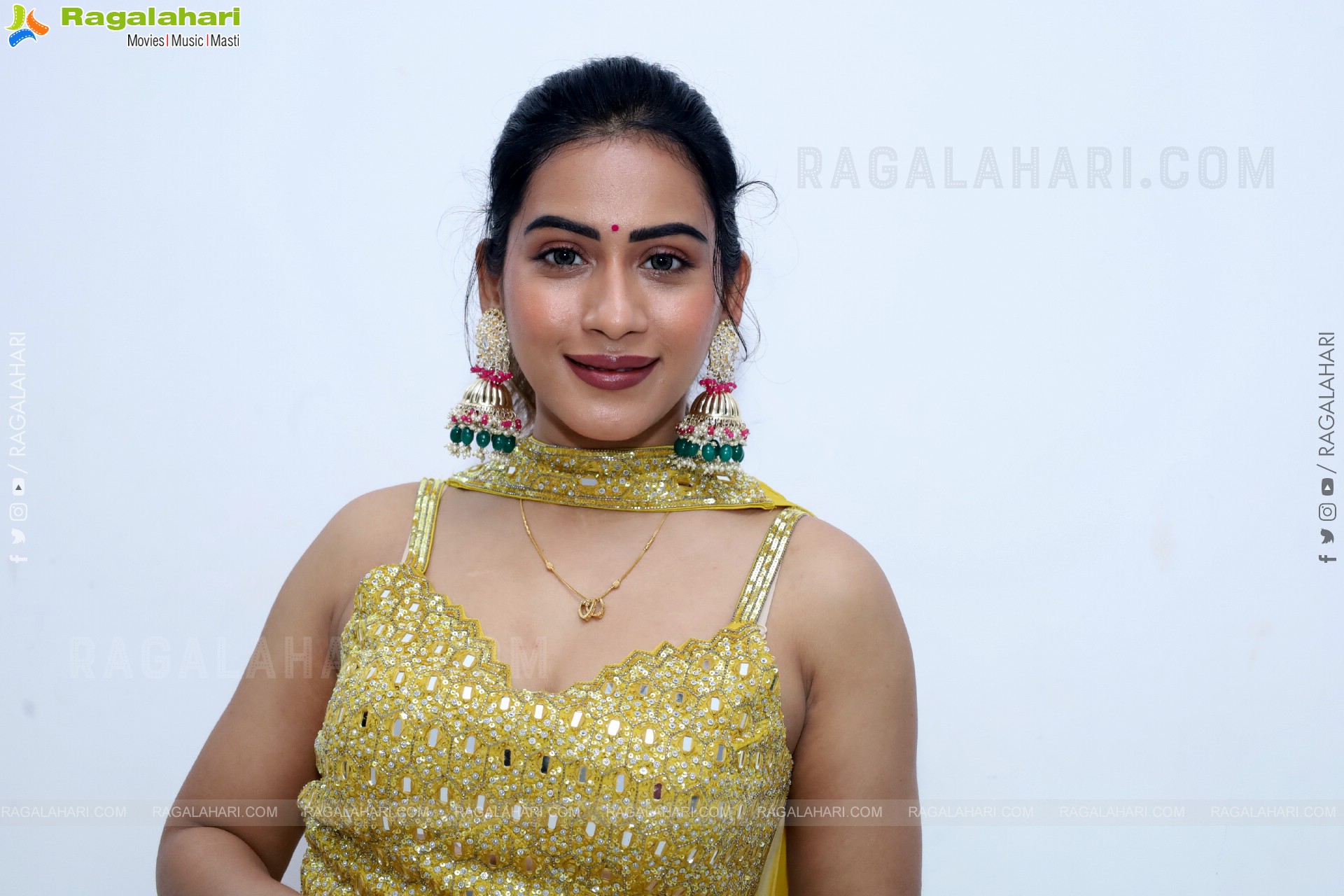 Preeti Sundar in Green Designer Dress, HD Gallery
