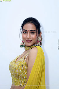 Preeti Sundar in Green Designer Dress, HD Gallery