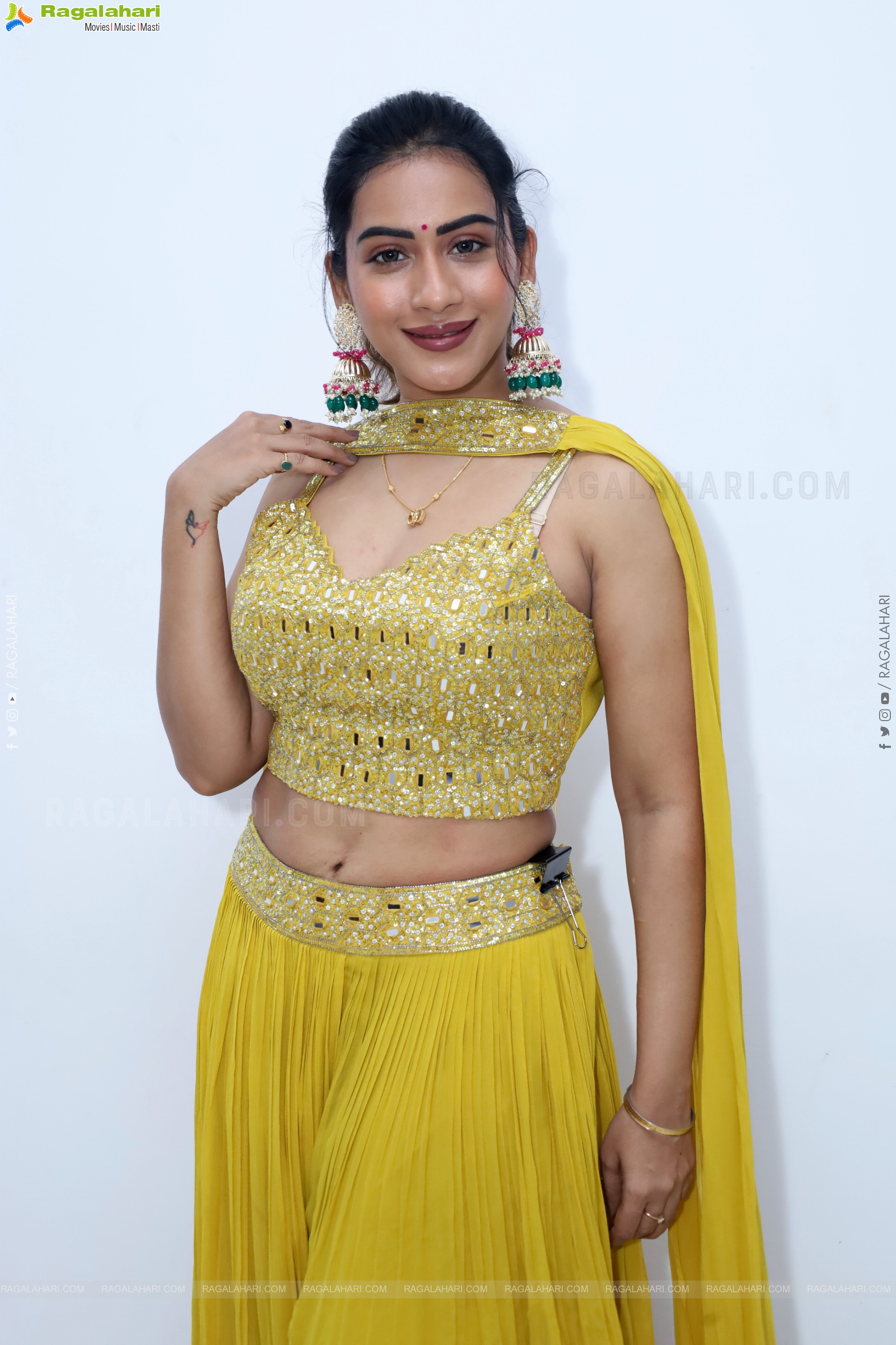 Preeti Sundar in Green Designer Dress, HD Gallery