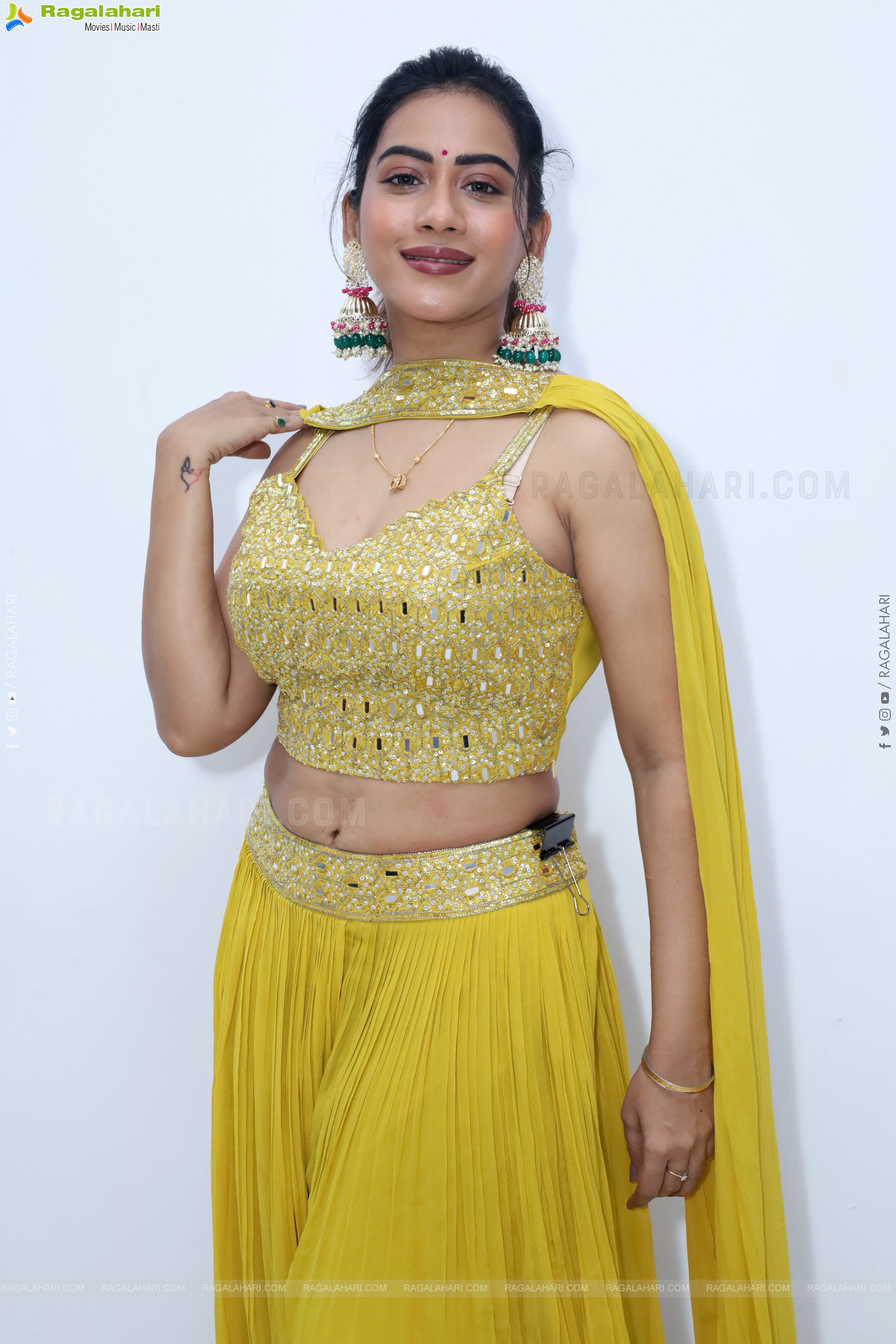 Preeti Sundar in Green Designer Dress, HD Gallery