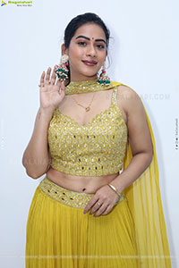 Preeti Sundar in Green Designer Dress, HD Gallery