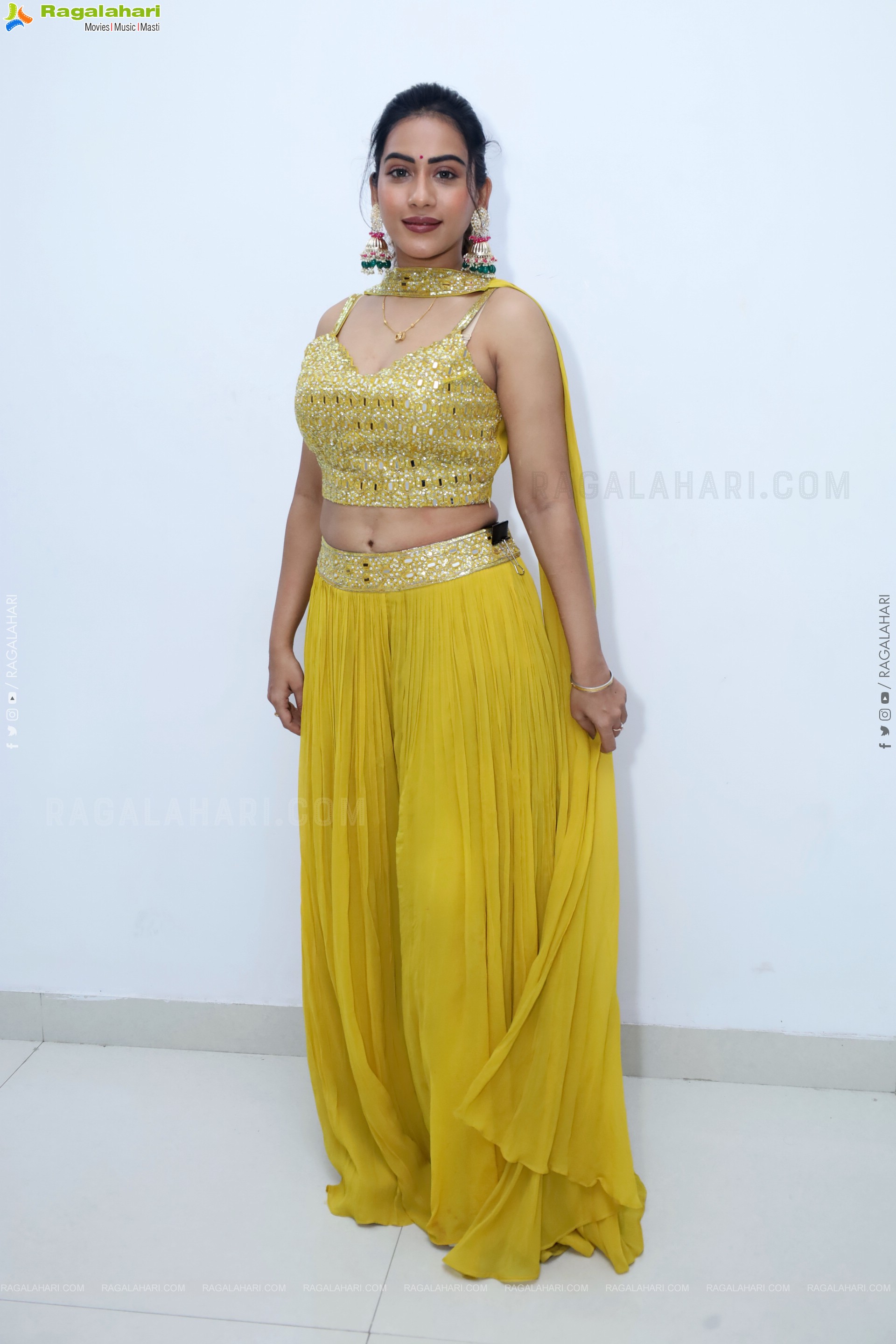 Preeti Sundar in Green Designer Dress, HD Gallery