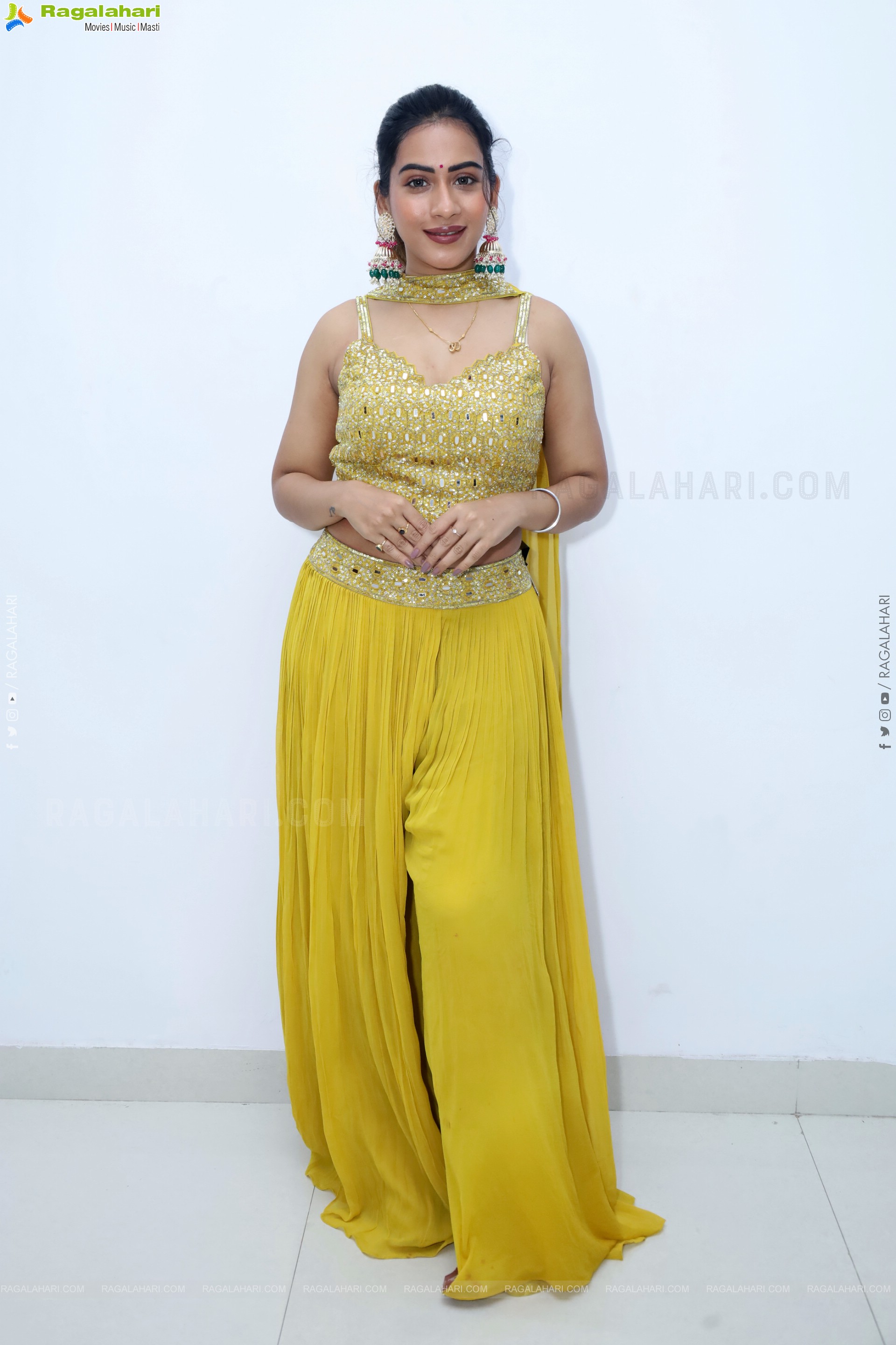 Preeti Sundar in Green Designer Dress, HD Gallery