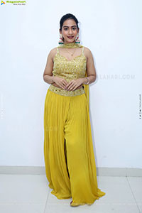 Preeti Sundar in Green Designer Dress, HD Gallery