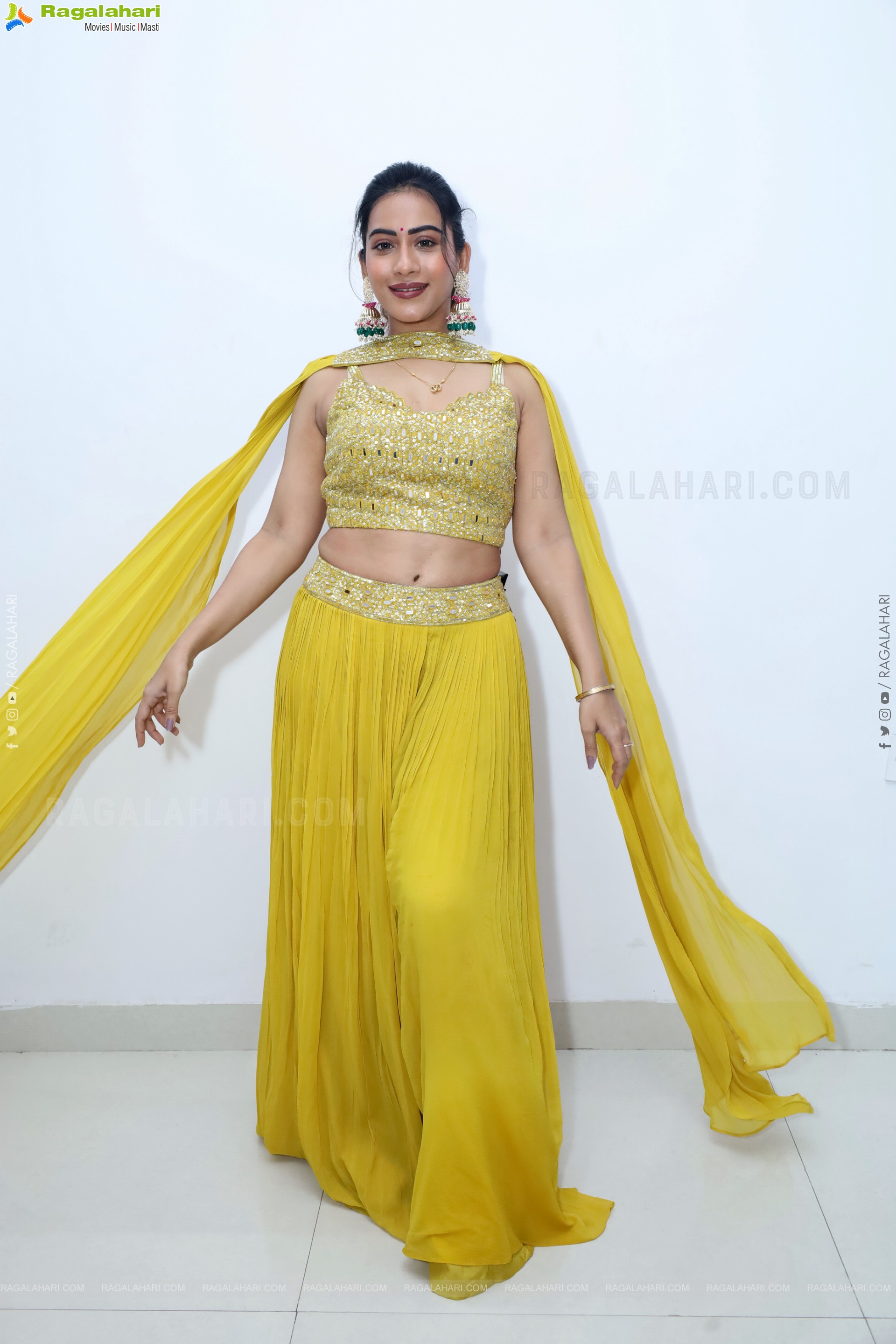 Preeti Sundar in Green Designer Dress, HD Gallery