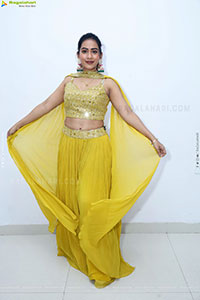 Preeti Sundar in Green Designer Dress, HD Gallery