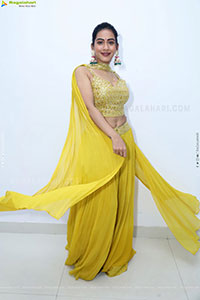 Preeti Sundar in Green Designer Dress, HD Gallery