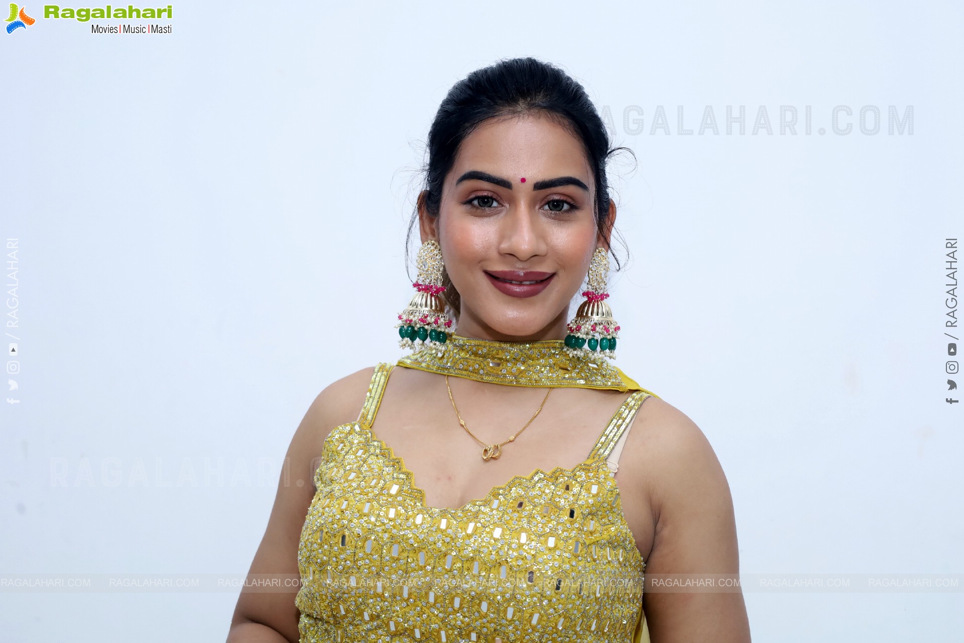 Preeti Sundar in Green Designer Dress, HD Gallery