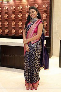 Priya Inturu poses with Traditional Jewellery, HD Gallery