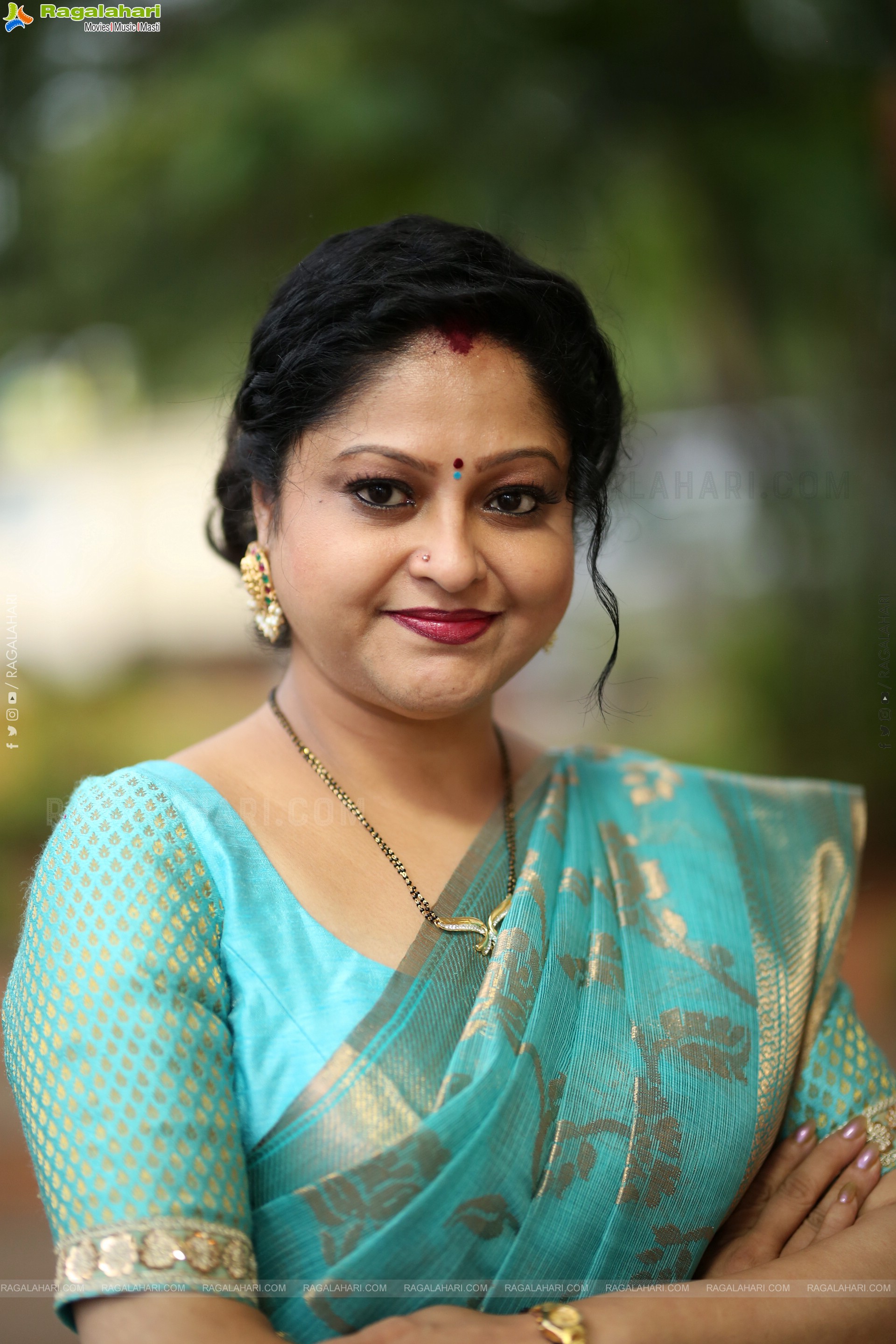 Raasi at Usurae Movie Press Meet, HD Gallery