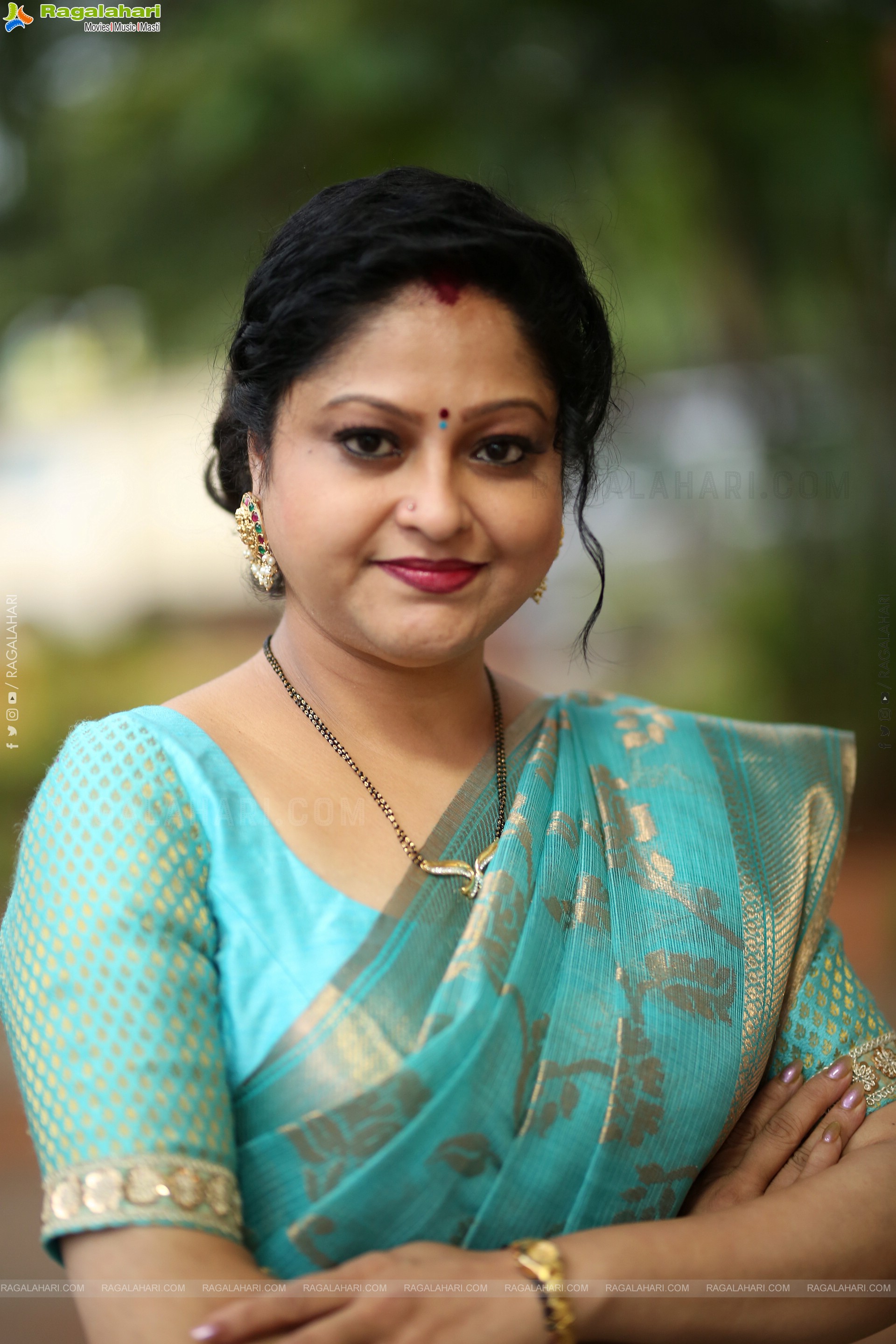 Raasi at Usurae Movie Press Meet, HD Gallery