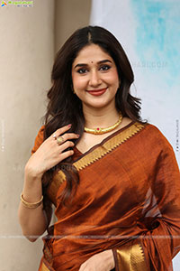 Rabiya at Meghalu Cheppina Prema Katha Trailer Launch