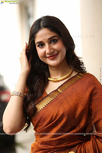 Rabiya at Meghalu Cheppina Prema Katha Trailer Launch
