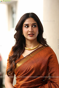 Rabiya at Meghalu Cheppina Prema Katha Trailer Launch