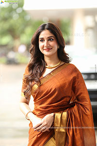 Rabiya at Meghalu Cheppina Prema Katha Trailer Launch