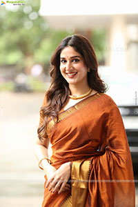 Rabiya at Meghalu Cheppina Prema Katha Trailer Launch