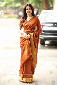 Rabiya at Meghalu Cheppina Prema Katha Trailer Launch