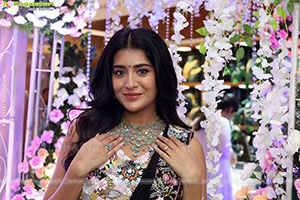 Rashi Singh at Hi Life Exhibition Grand Launch