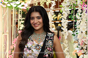 Rashi Singh at Hi Life Exhibition Grand Launch