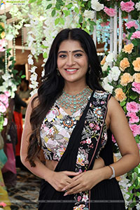 Rashi Singh at Hi Life Exhibition Grand Launch