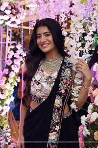 Rashi Singh at Hi Life Exhibition Grand Launch