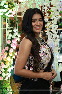 Rashi Singh at Hi Life Exhibition Grand Launch