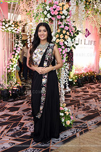 Rashi Singh at Hi Life Exhibition Grand Launch