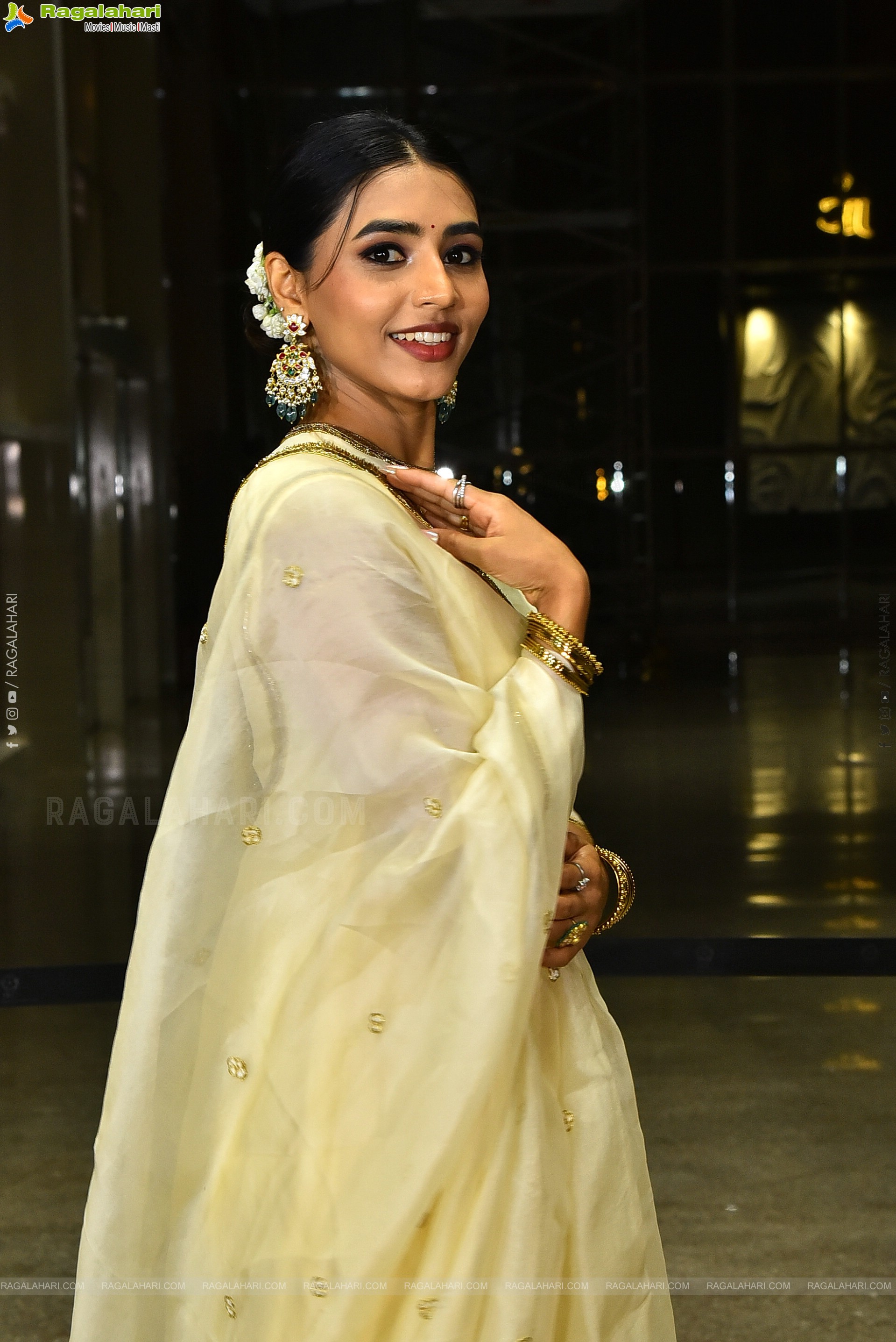 Sapthami Gowda at Thammudu Movie Prerelease Event, HD Gallery