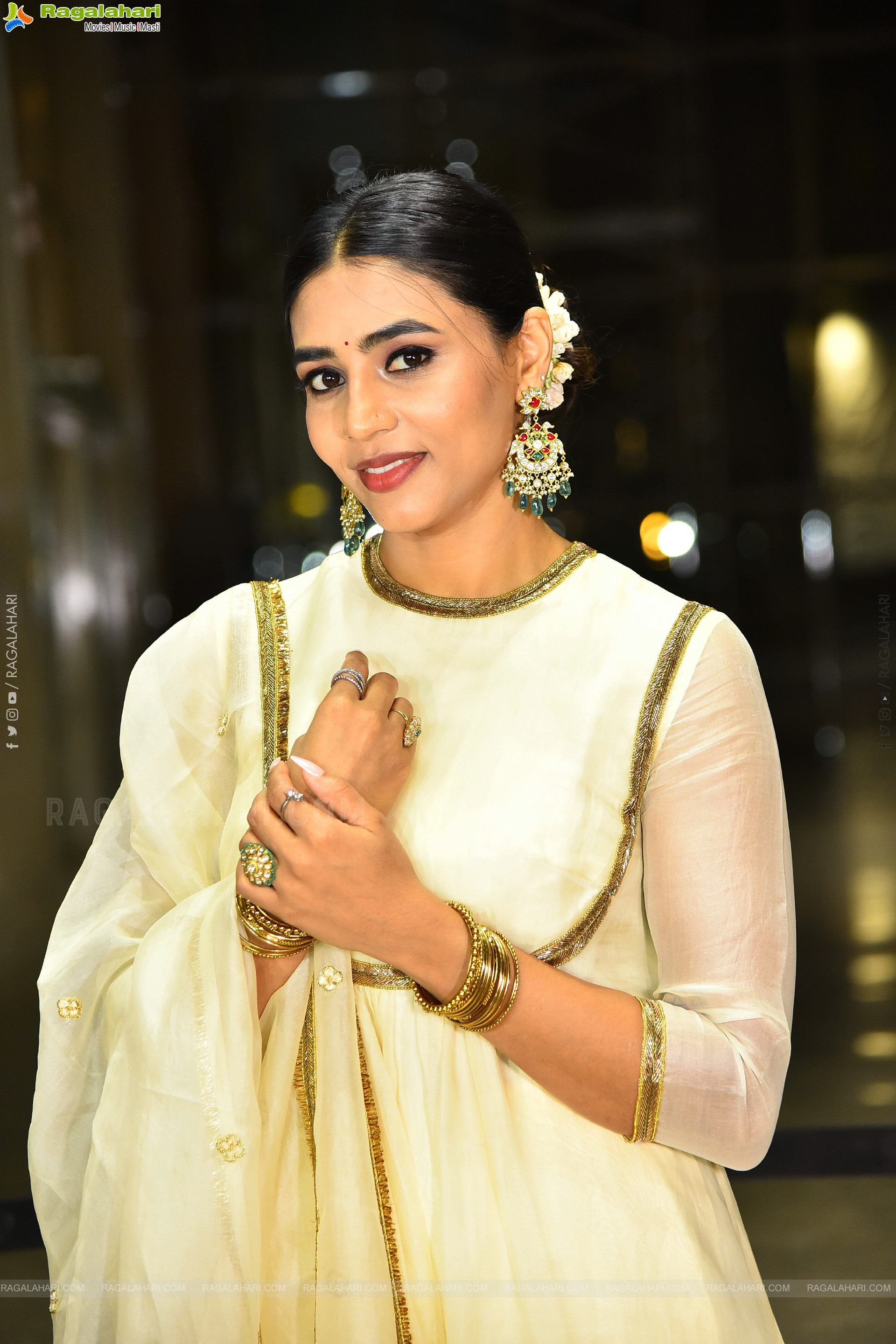 Sapthami Gowda at Thammudu Movie Prerelease Event, HD Gallery