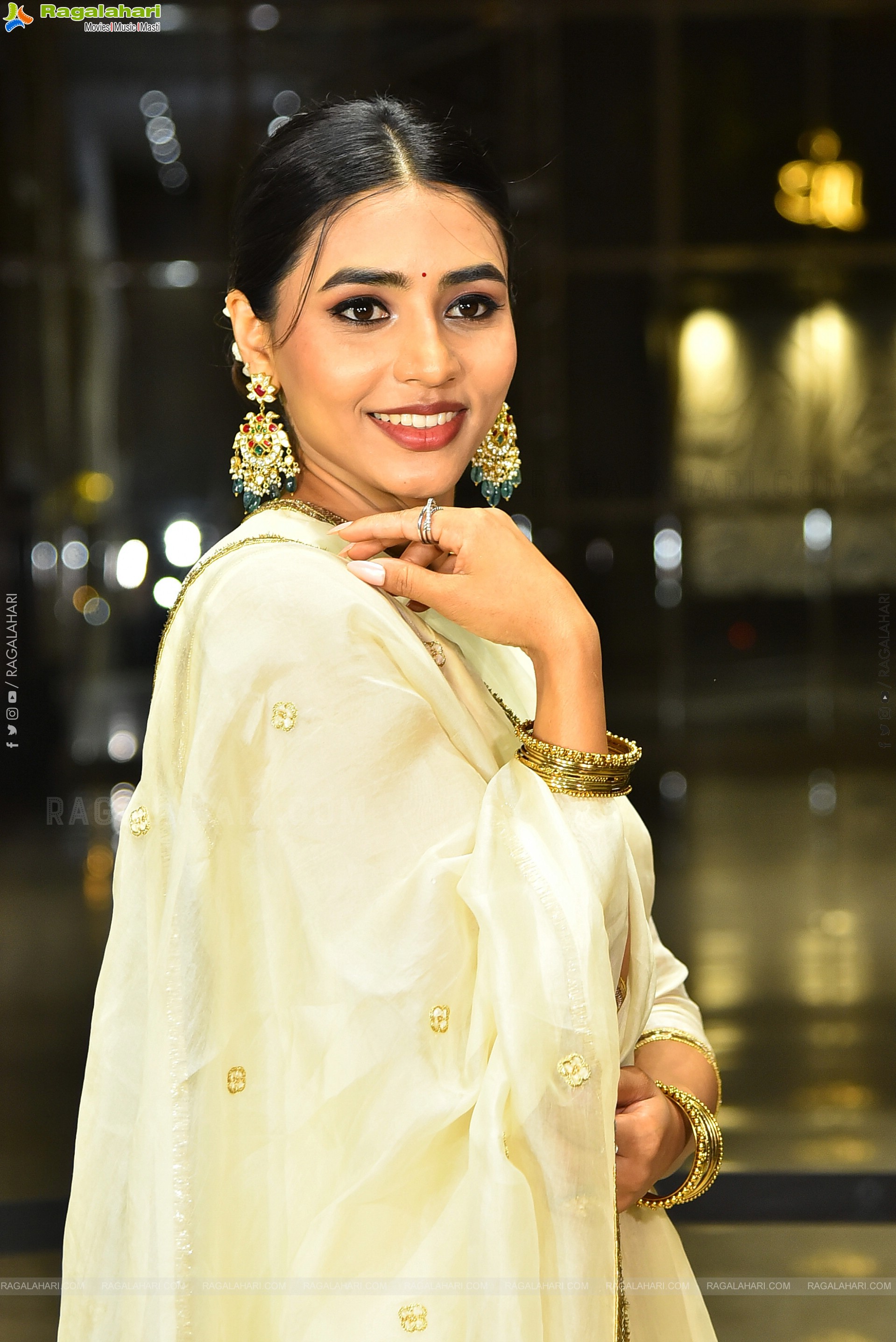 Sapthami Gowda at Thammudu Movie Prerelease Event, HD Gallery