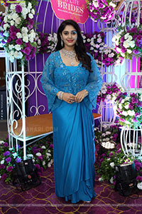 Surbhi Puranik at Hi Life Brides Exhibition Launch