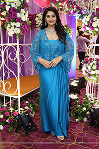 Surbhi Puranik at Hi Life Brides Exhibition Launch