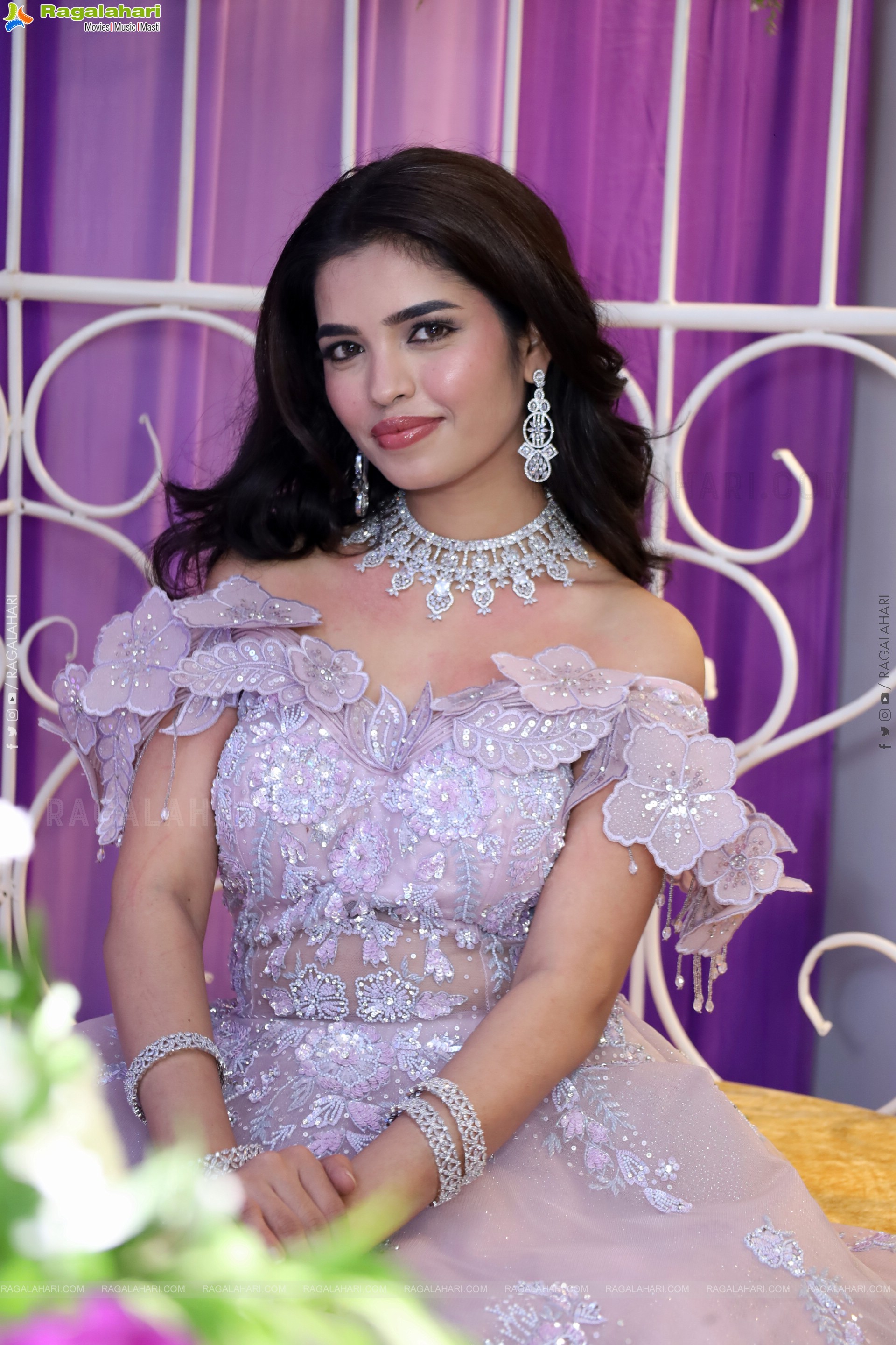 Urmila Chauhan at Hi Life Brides Launch Event, HD Gallery