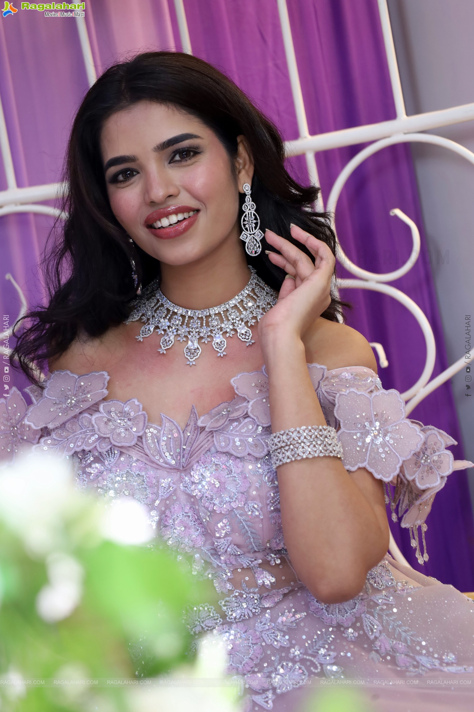 Urmila Chauhan at Hi Life Brides Launch Event, HD Gallery