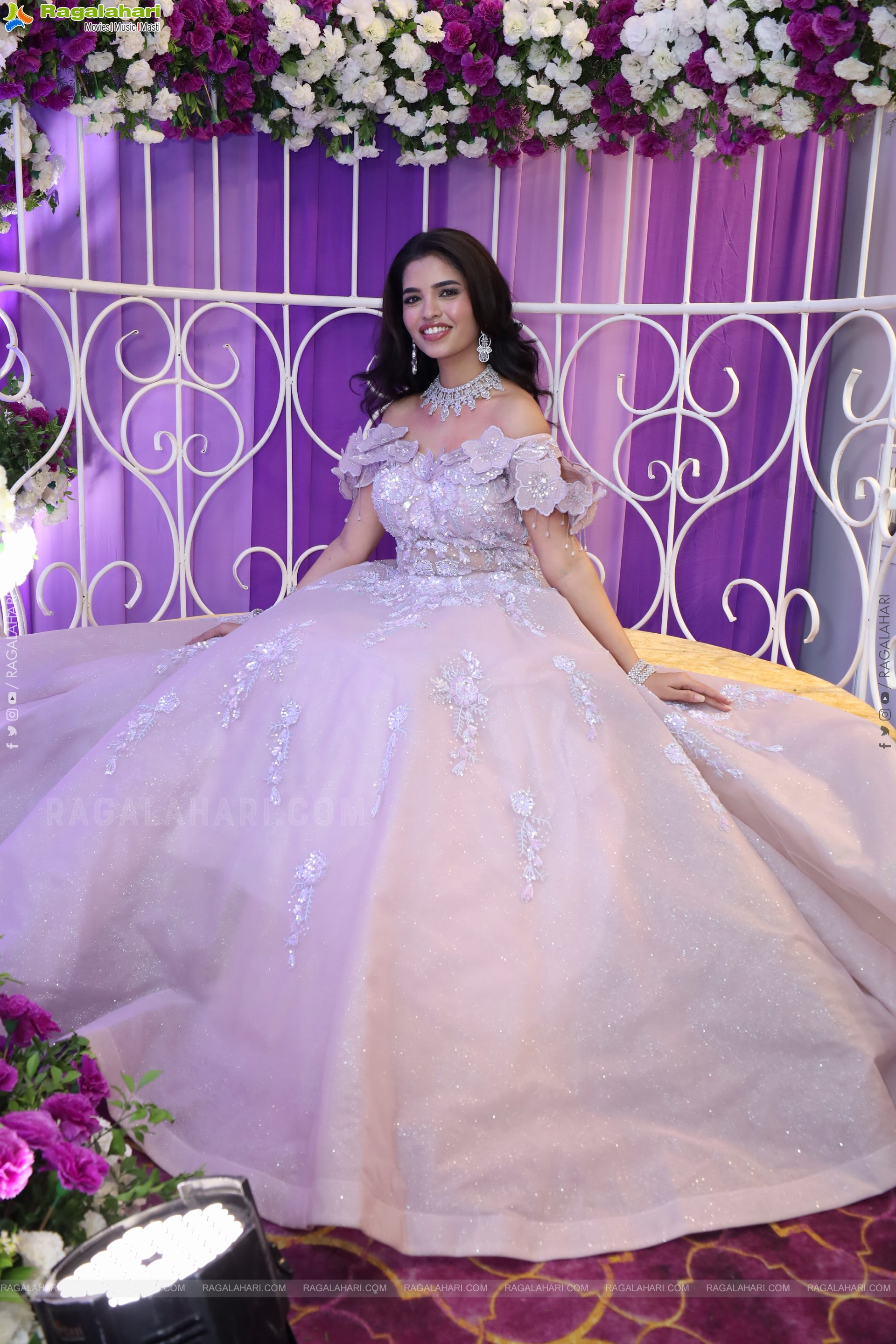 Urmila Chauhan at Hi Life Brides Launch Event, HD Gallery