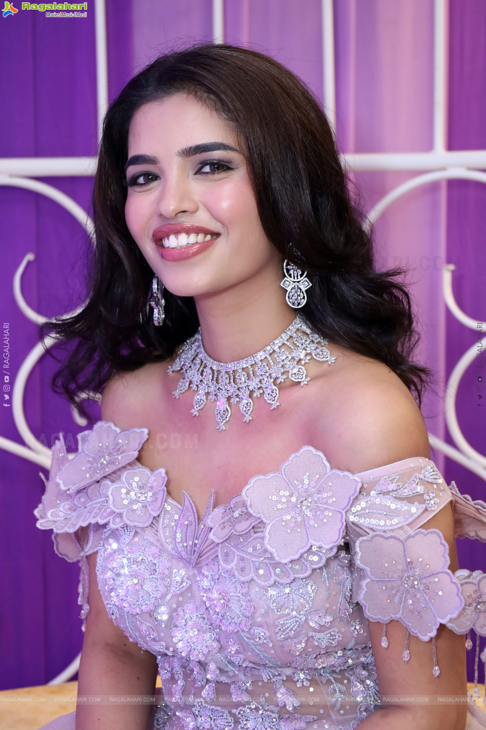 Urmila Chauhan at Hi Life Brides Launch Event, HD Gallery