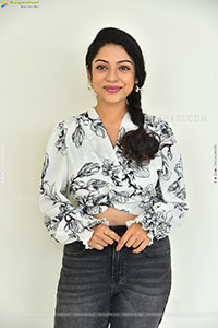 Varsha Bollamma at Thammudu Movie Interview, HD Gallery